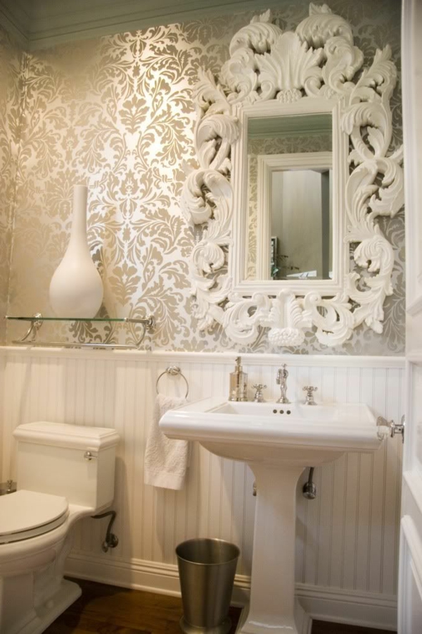 miroir-baroque-et-salle-de-bains