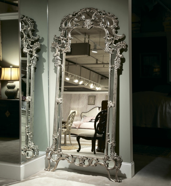 miroir-baroque-un-grand-miroir
