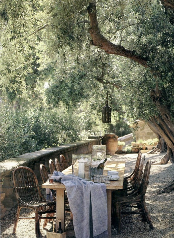 1-tables-et-chaises-de-jardin-en-bois-massif-de-style-rustique-meubles-en-bois