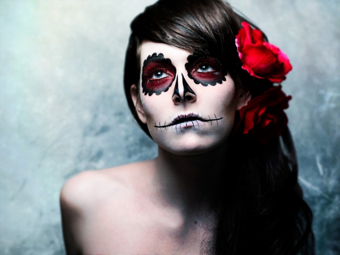 maquillage-halloween-femme-maquillage-zombie-belle-resized