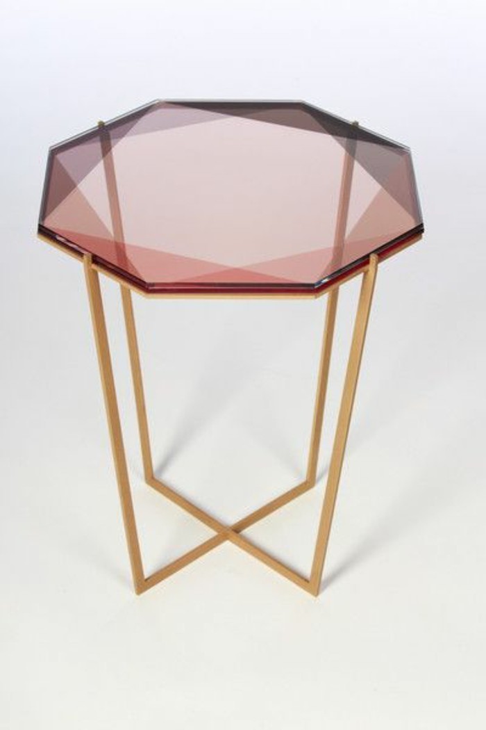 1-jolie-table-basse-design-en-verre-rose-table-basse-design-fly-table-basse-pour-le-salon