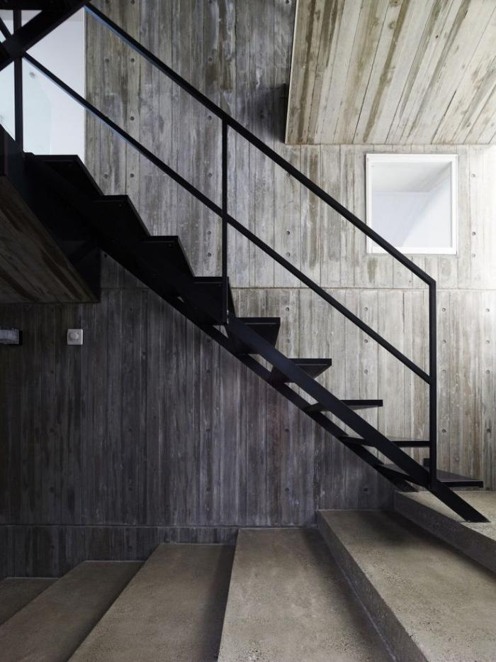 escalier-métallique-design-d'escalier-contemporain