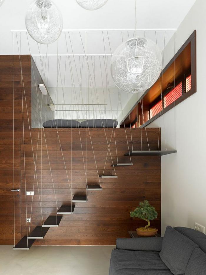 escalier-suspendu-fantastique-salon-avec-mezzanine