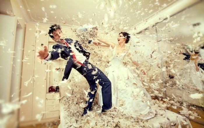 funny-pose-photo-mariage-originale-site-deco-mariage-originale