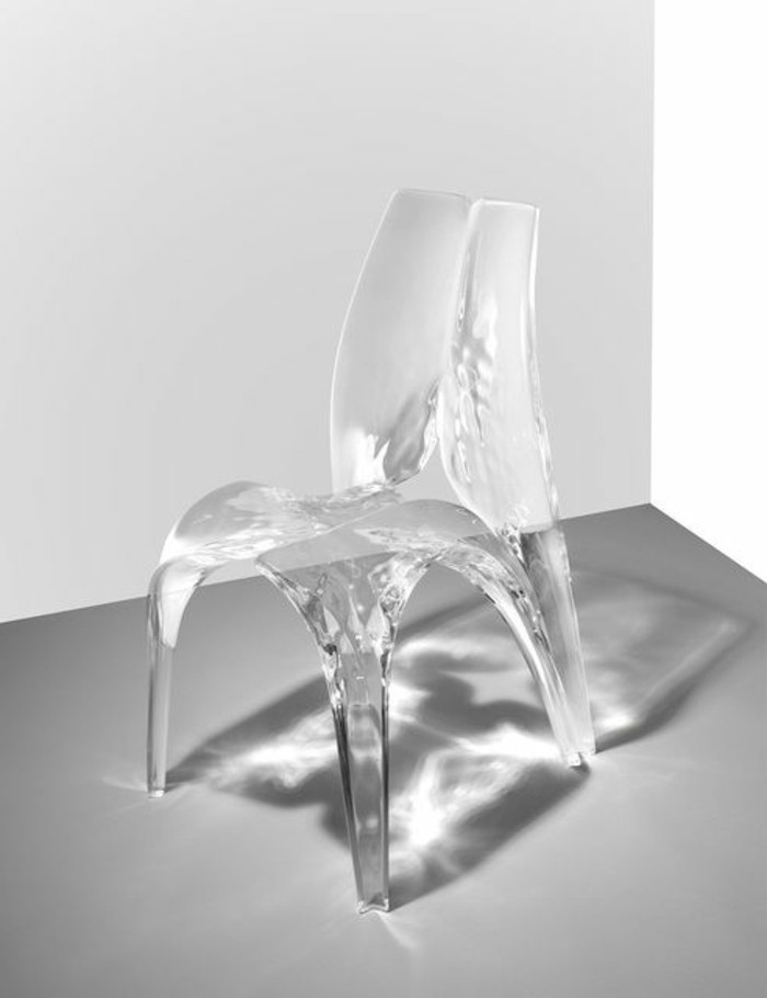 Pourquoi choisir la chaise design transparente?
