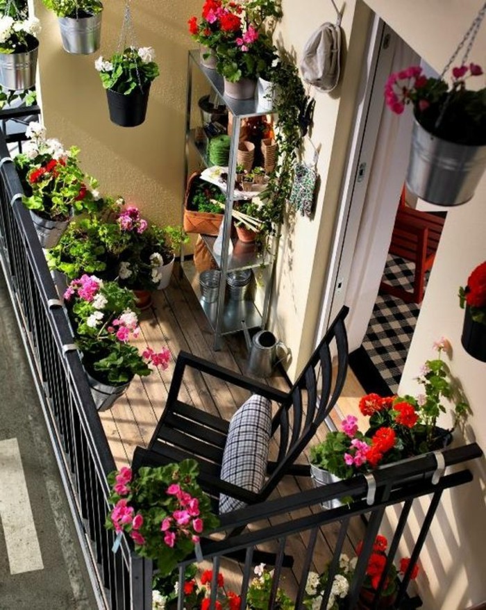 Comment fleurir son balcon en 80 photos avec des idées