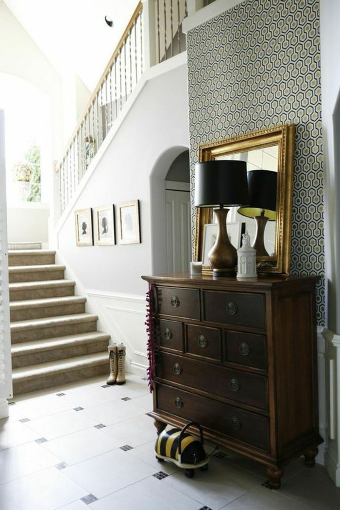 0-le-meilleur-couloir-avec-papier-peint-motifs-geometrique-idees-pour-le-couloir-moderne
