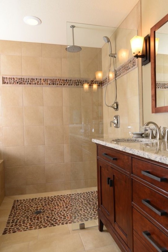 salle-de-bain-decoration-avec-dalles-en-cailloux-carreaux-mosaique-mosaique-salle-de-bain