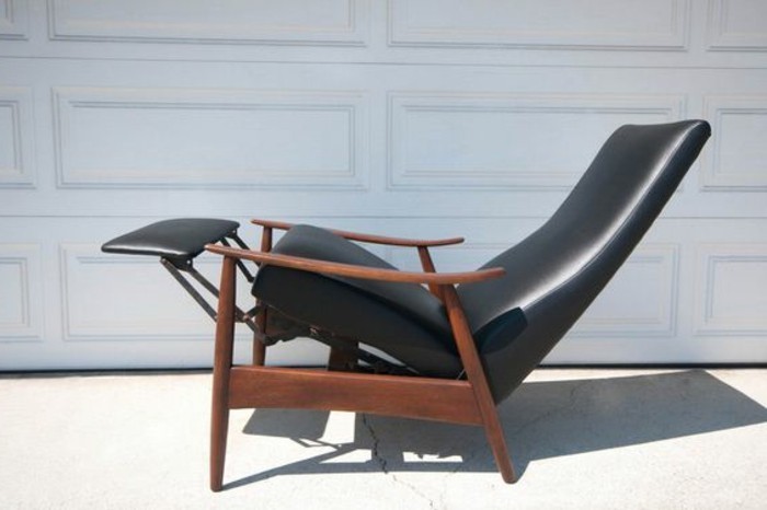 fauteuil-relaxant-en-cuir-noir-pour-le-salon-les-meilleurs-fauteuils-pour-salon