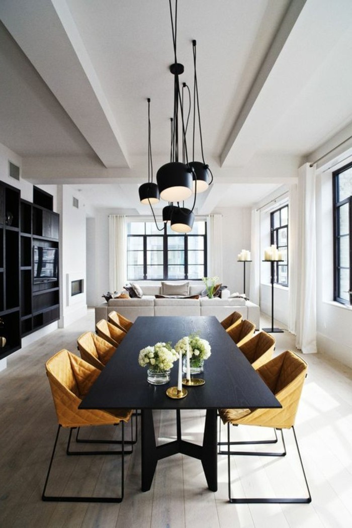 lustres-noires-de-cuisine-table-de-cuisine-design-noir-chaises-jaunes