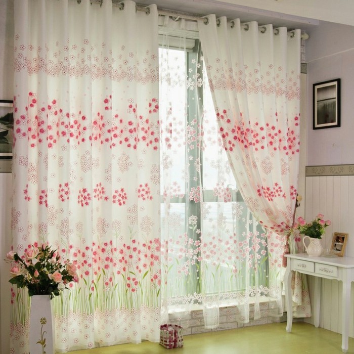 rideau-chambre-enfant-en-fleurs-transparent-resized