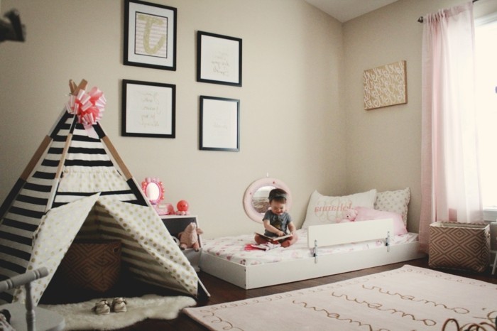 39jolie-chambre-bébé-style-montessori-lit-tapis