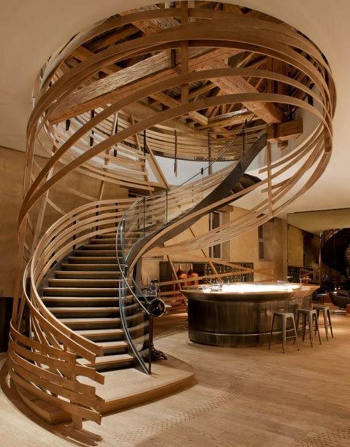 escalier-moderne-en-bois-escalier-design-extraordinaire-escalier-chef-d'oeuvre