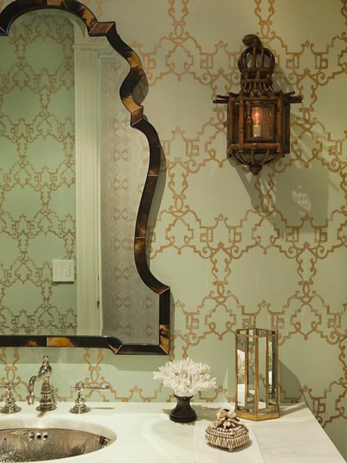 grand-miroir-ancien-quel-miroir-pour-salle-de-bain