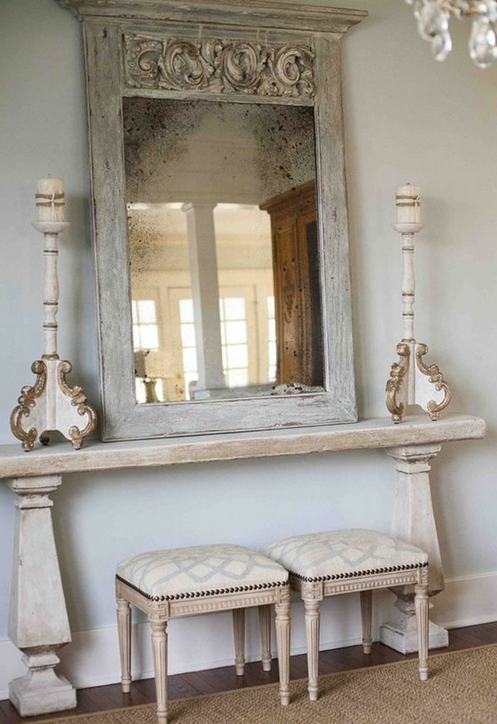 grand-miroir-ancien-table-coiffeuse-tabourets-miroir