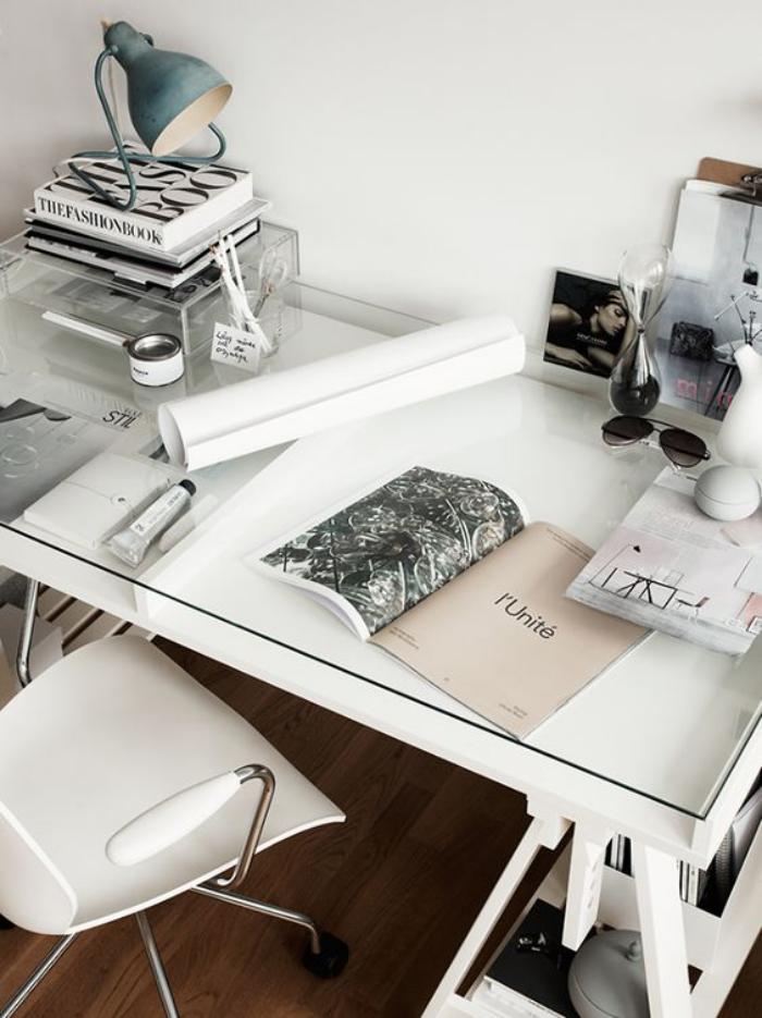 meuble-bureau-design-bureau-blanc-avec-plateau-verre