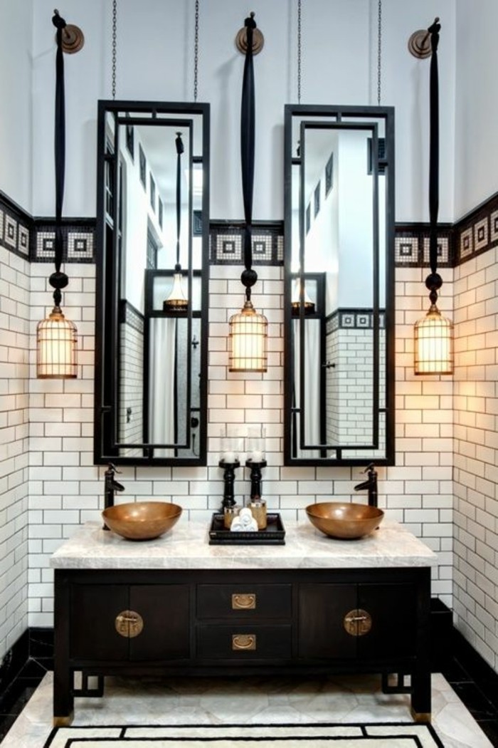 miroir-salle-de-bain-miroirs-rectangulaires-modernes-et-une-armoire-noire