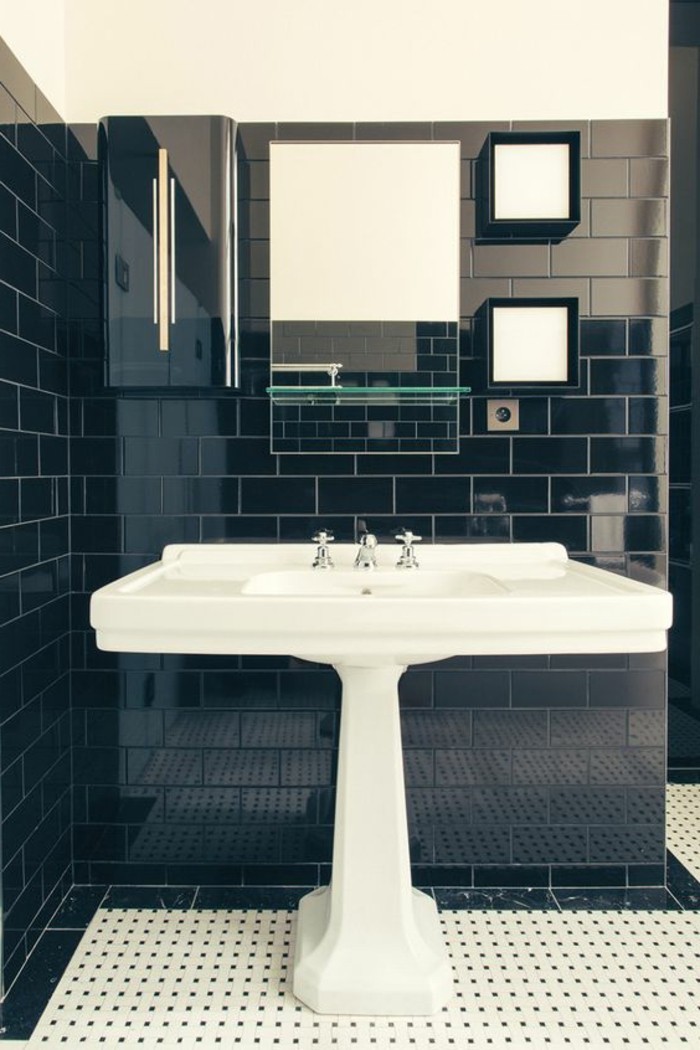lavabo-retro-lavabo-sur-colonne-blanc-et-mur-noir