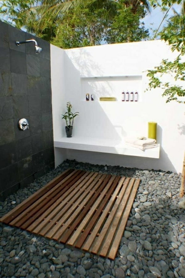 contamporain-modèle-de-salle-de-bain-extérieure-blanc-et-vert