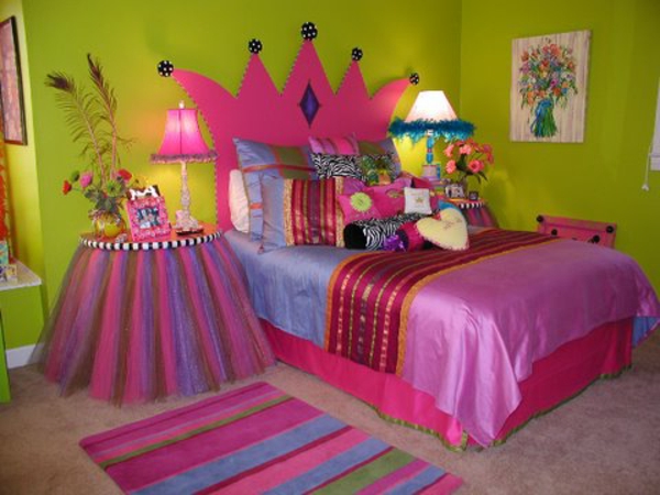 Princess Theme Bedroom . Courtesy of Sandi Blair.