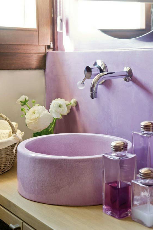 violet-coloré-sallede-de-bain-accessoires