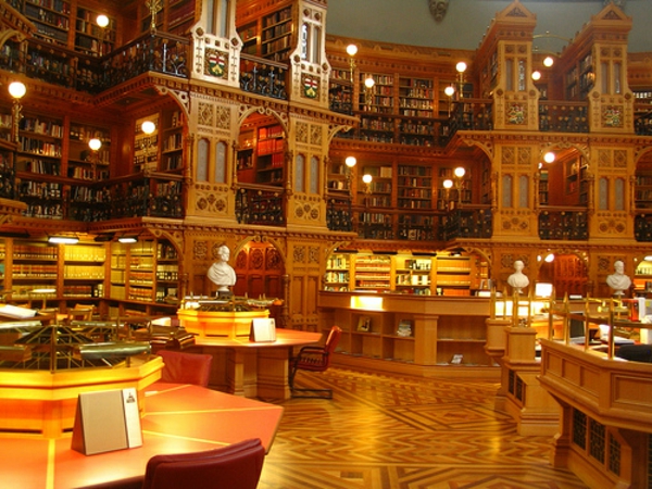 bibliothèque-canada-intérieur