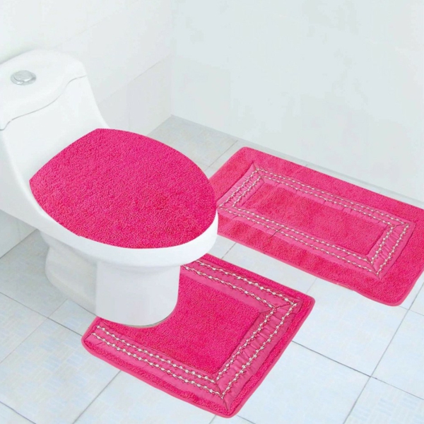 tapis-de-bain-originaux-en-rose-foncé-très-jolis