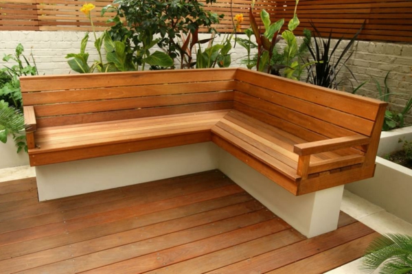 banc-en-bois-pour-le jardin