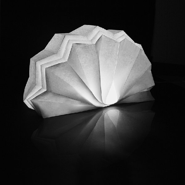 lampe-origami-éventail-blanche
