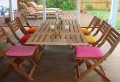Le meuble de jardin ikea crée des espaces jolis et confortables.