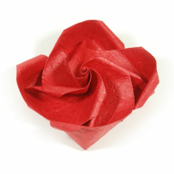 origami-facile-fleur-un-jeu-amusant-rose-rouge-e