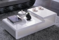 La table laquée blanche moderne – synonyme d’élégance pure