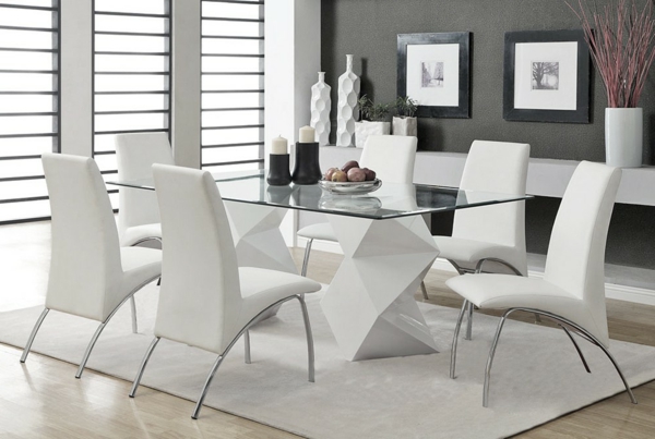 table-laquée-blanche-contemporaine-et-des-chaises-blanches