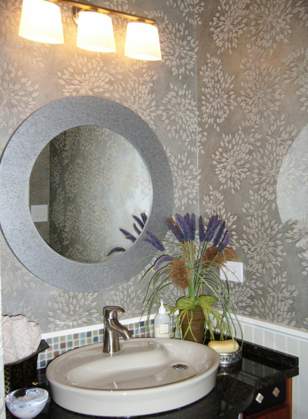 unique-salle-de-baindesign-rond-miroir-métalique-lavabo-lampe-papier-peinte