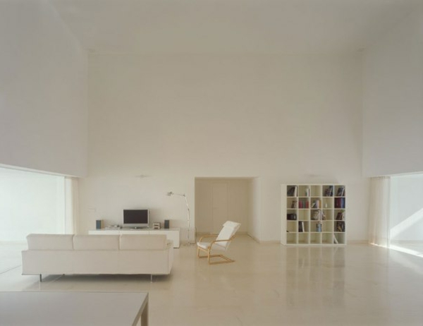 architecture-minimaliste-sejour-interieur-casa-guerrero-par-Alberto