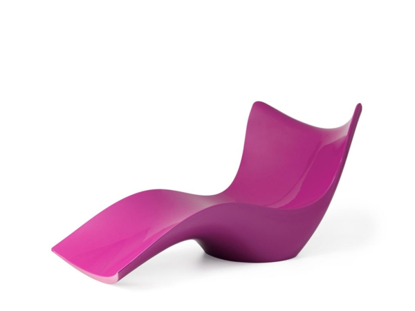 chaises-longues-originelles-une-chaise-rose