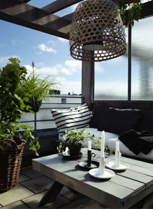 décoration-toit-terrasse-idee-lustre