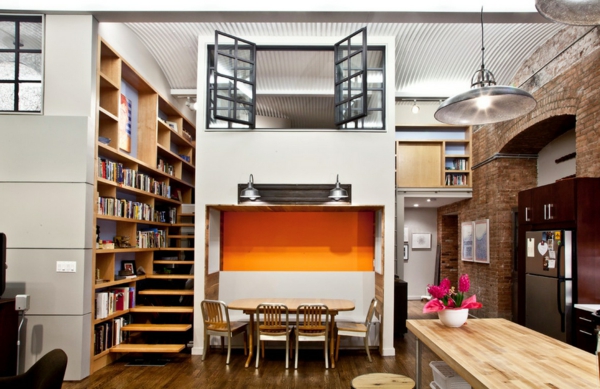 esprit-loft-ub-joli-intérieur-et-une-bibliothèque-avec-escalier