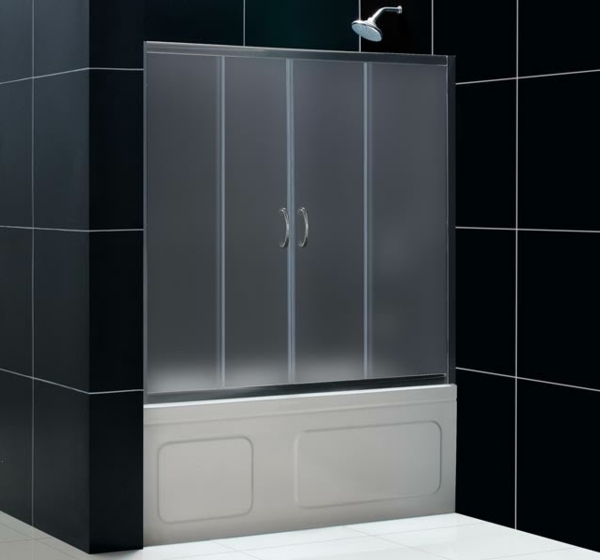 pare-baignoire-coulissant-design-noir-de-la-salle-de-bains