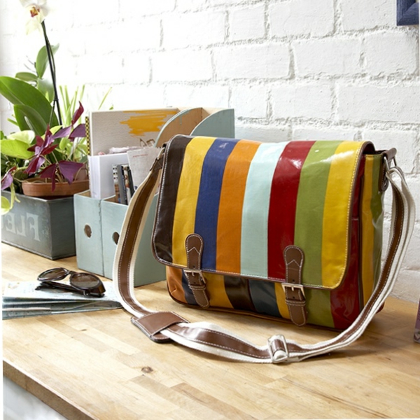 sac-cartable-rayures-multicolores