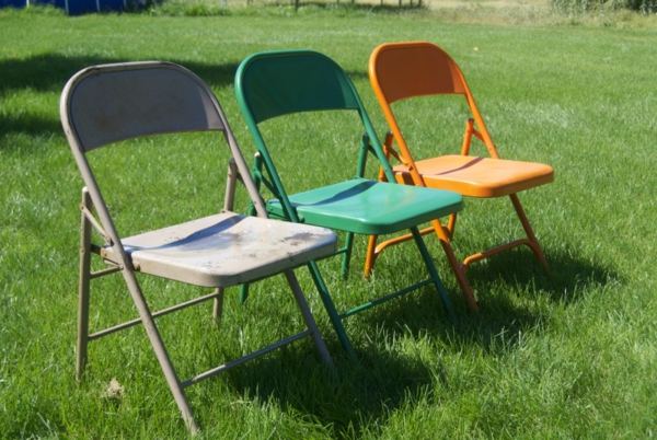 chaises-pliantes-trois-chaises-originales