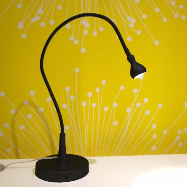 lampe-de-bureau-ikea-lampe-noire-réglable