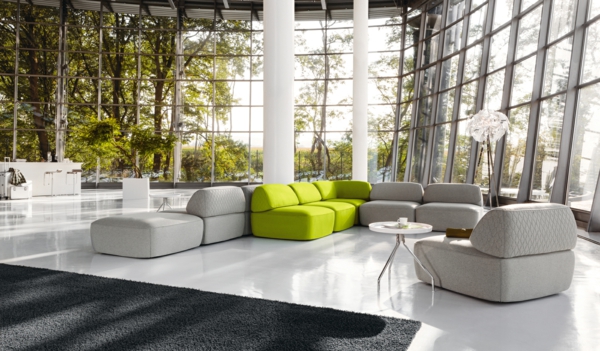 meubles-modulables-un-salon-spacieux-et-sofas-modulables