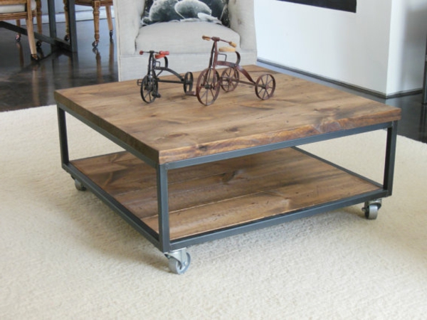 table-basse-industrielle-un-design-loft-et-décoration-originale-de-vélos