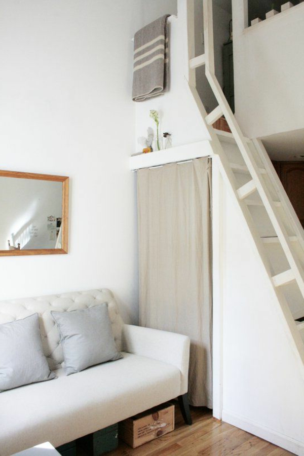 cool-petit-logement-avec-des-escalier-pour-la-chambre-à-coucher