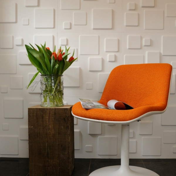 intérieur-de-la-maison-contemporaine-avec-un-chaise-et-un-mur-avec-papier-peinte-relief