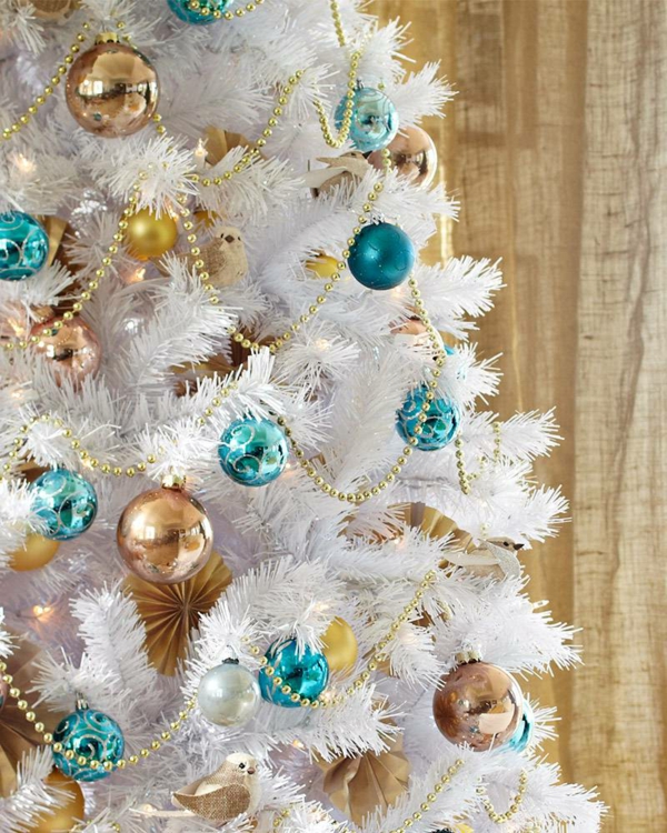 Le sapin de noel blanc, préparez votre fête jolie en blanc!