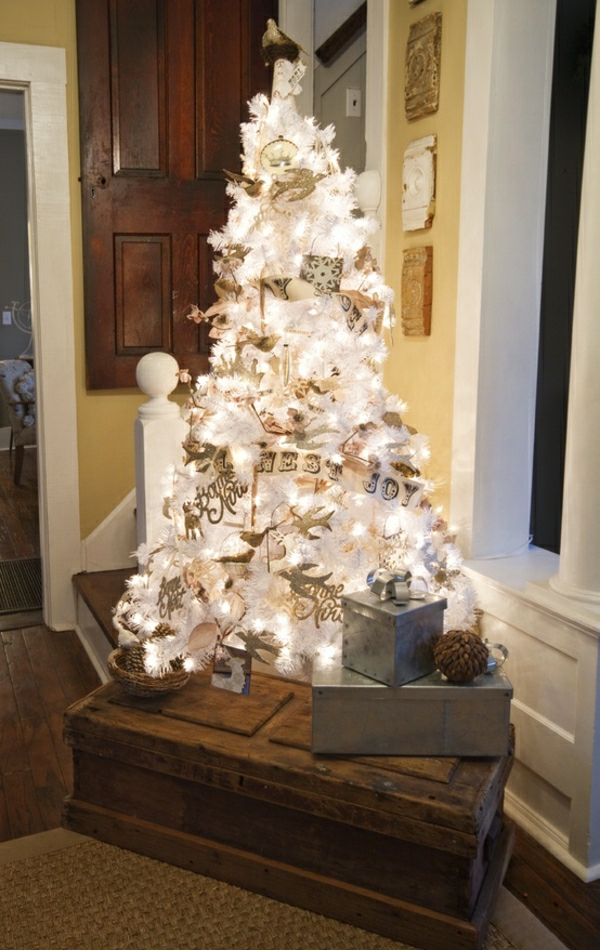 sapin-de-noel-blanc-décoration-de-petits-espaces