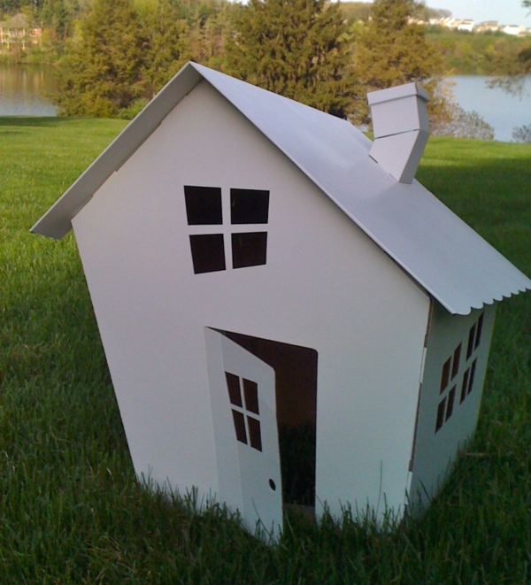 cabane-de-jardin-pour-enfant-maisonnette-blanche