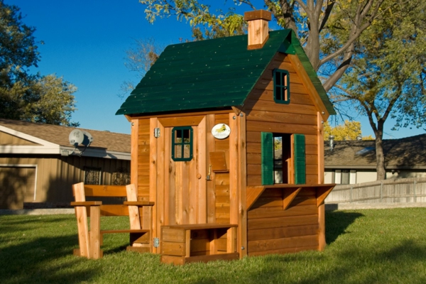 cabane-de-jardin-pour-enfant-maisonnette-cosy-en-bois